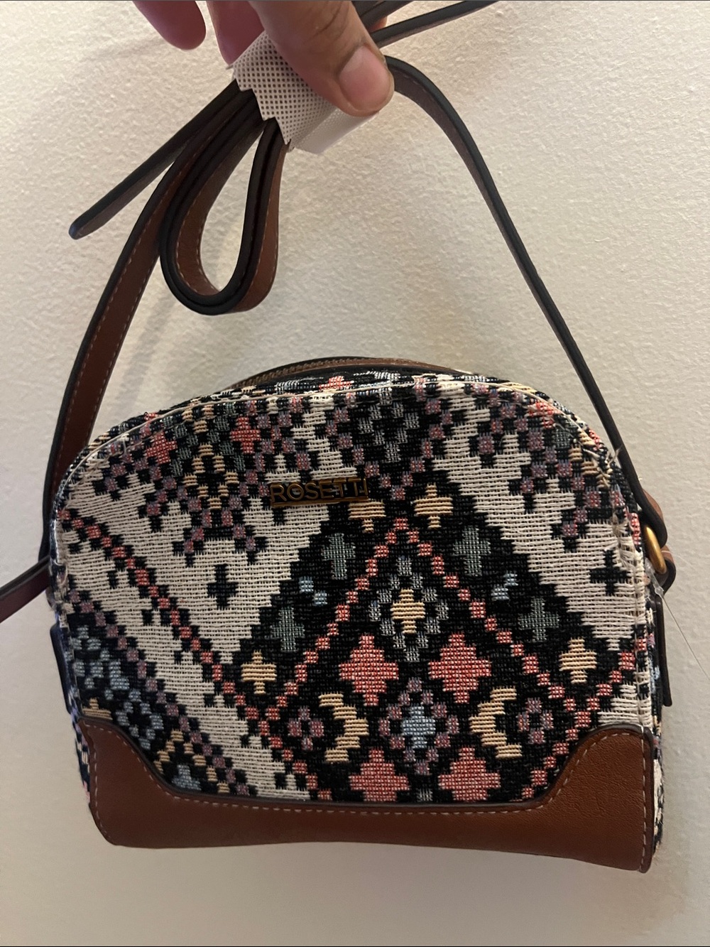 New with tags rosetti Tapestry Crossbody Bag in Black, Pink, Cream with Brown